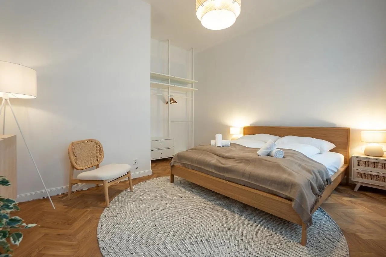 Chic 94M2 Apartment With A King-Size Bed Vienna Austria