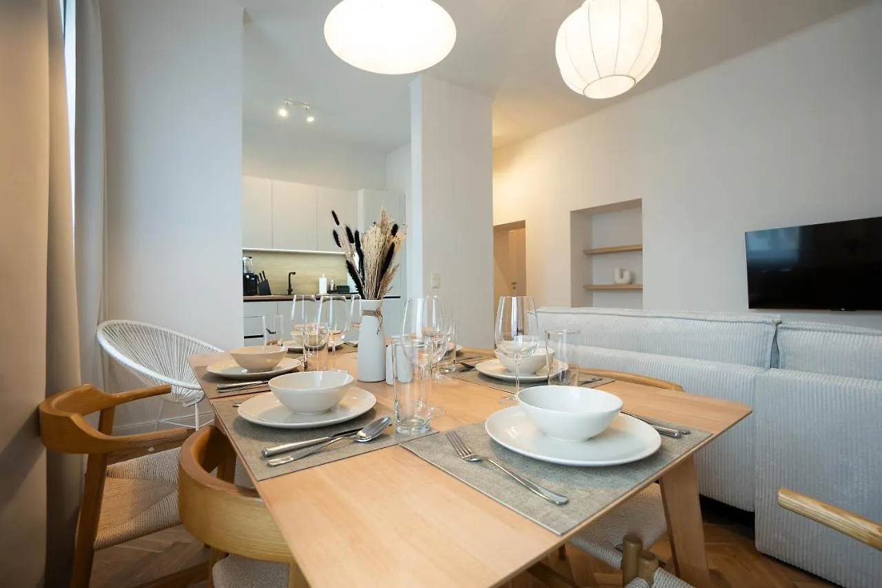 Chic 94M2 Apartment With A King-Size Bed Vienna Austria