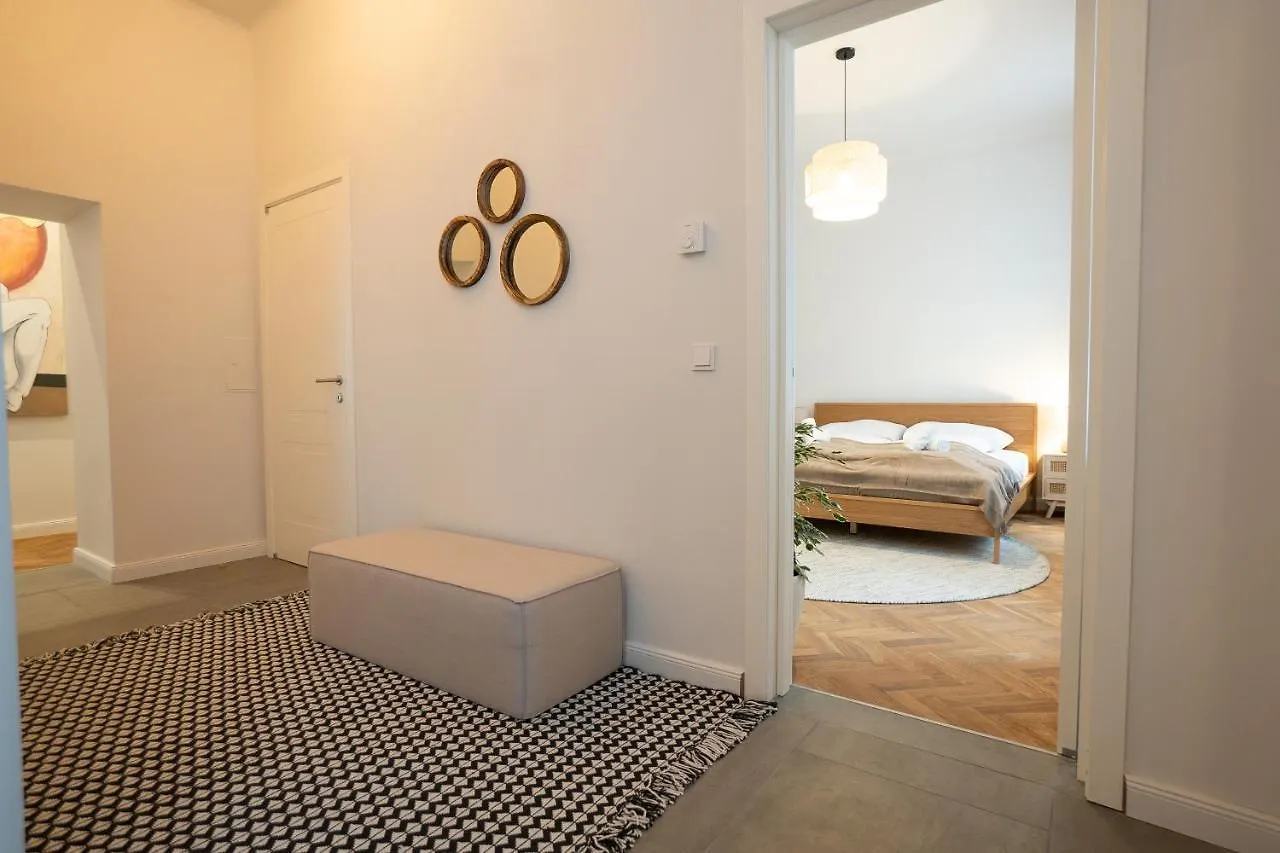 Chic 94M2 Apartment With A King-Size Bed Vienna 0*,